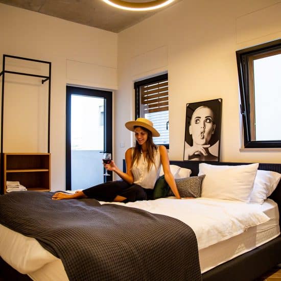 airbnb in tel aviv
