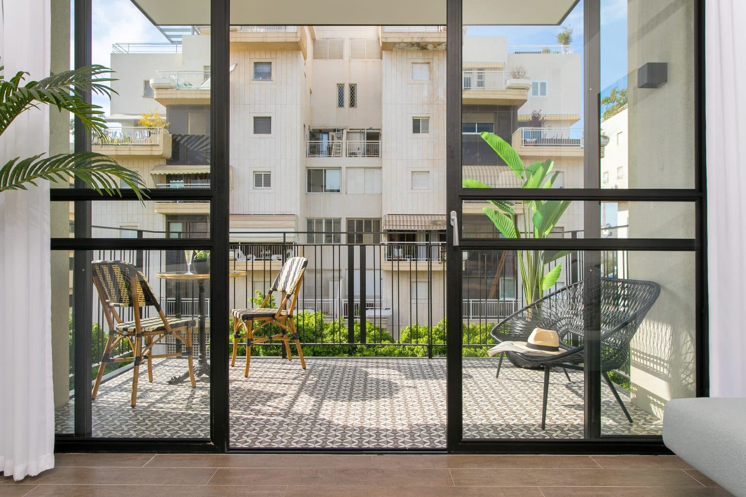 Balcony - One Bedroom Apartment with Balcony in Tel Aviv, TLV2GO Tel Aviv