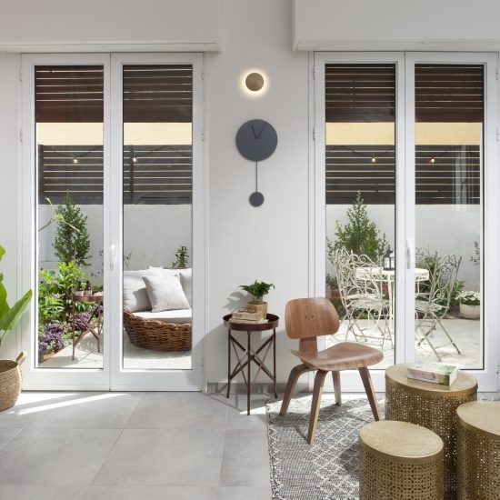 Bright living room in a TLV2GO aparthotel flat - the Airbnb alternative in Tel Aviv